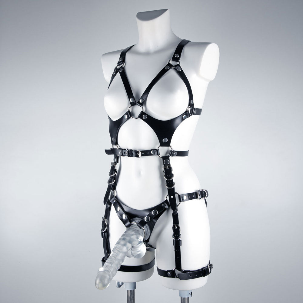 Dominatrix outfit - Strapon harness for pegging