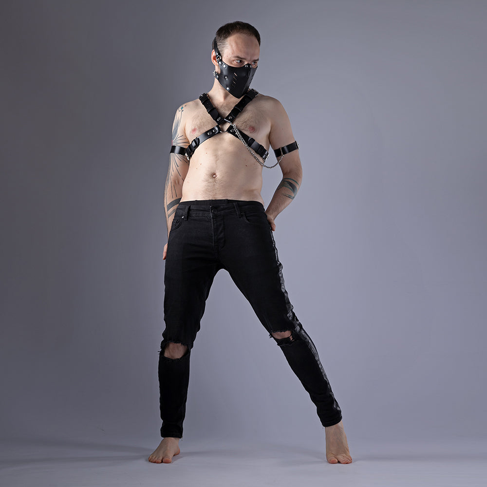 Dune style male harness set with mask