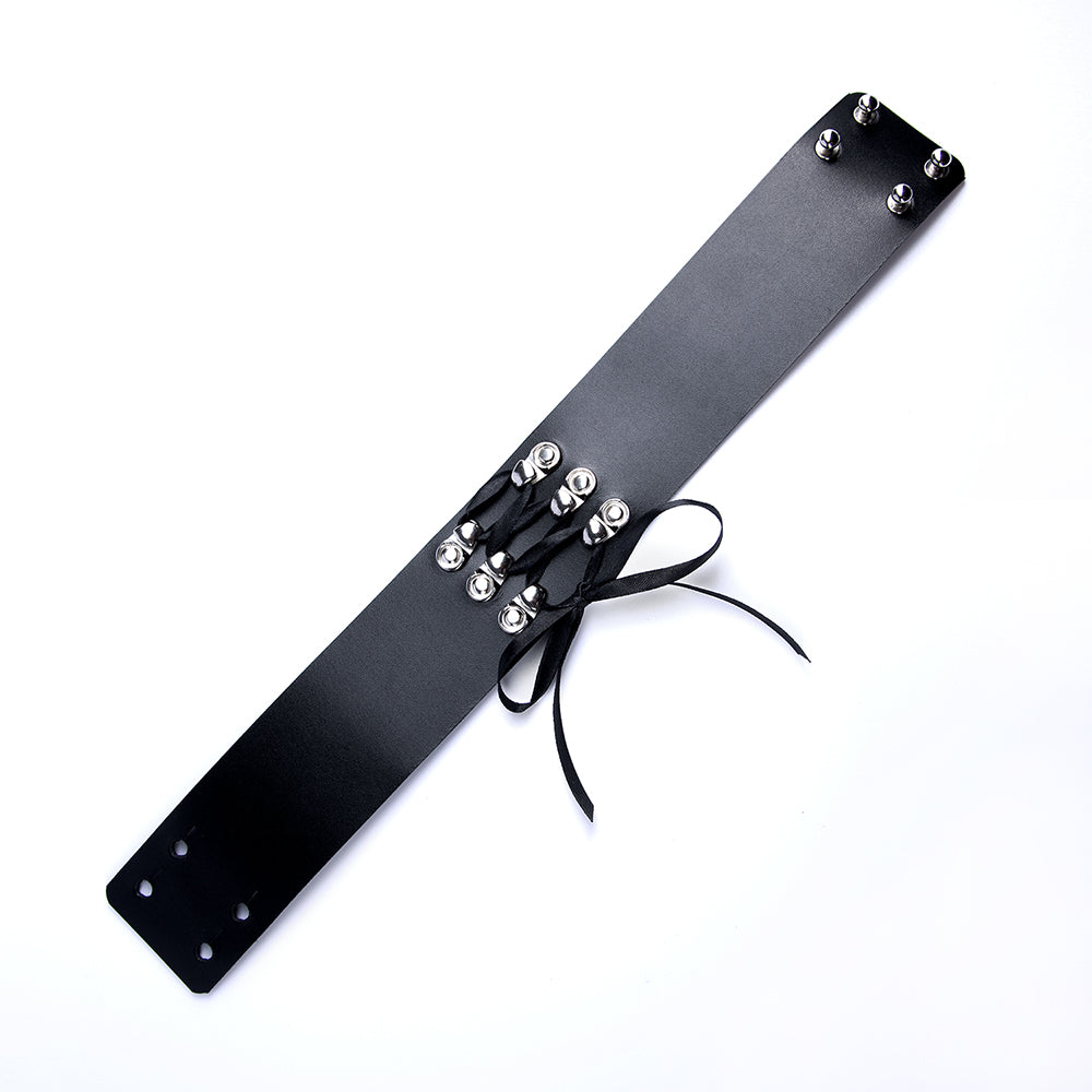 Leather BDSM choker with lace