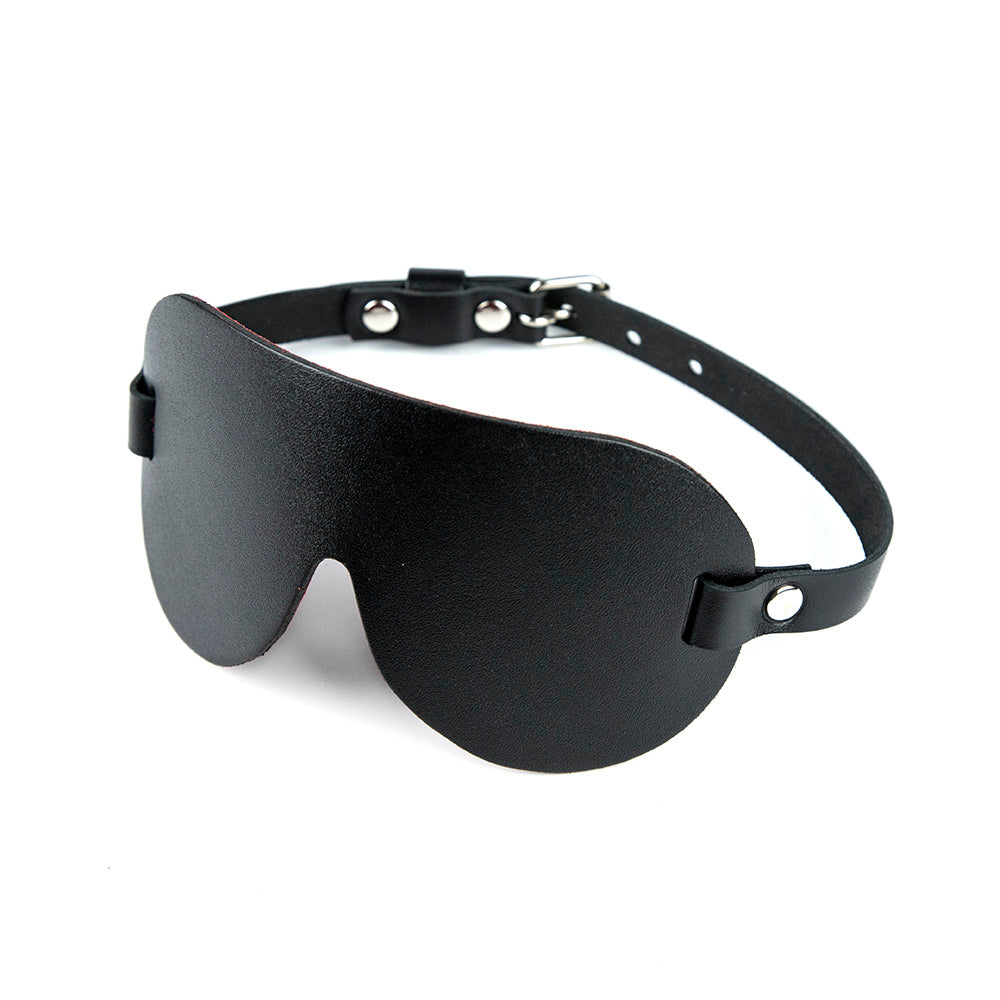 Sensory deprivation mask