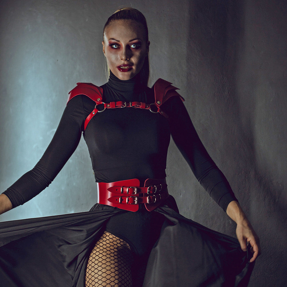 Vampire costume with corset belt