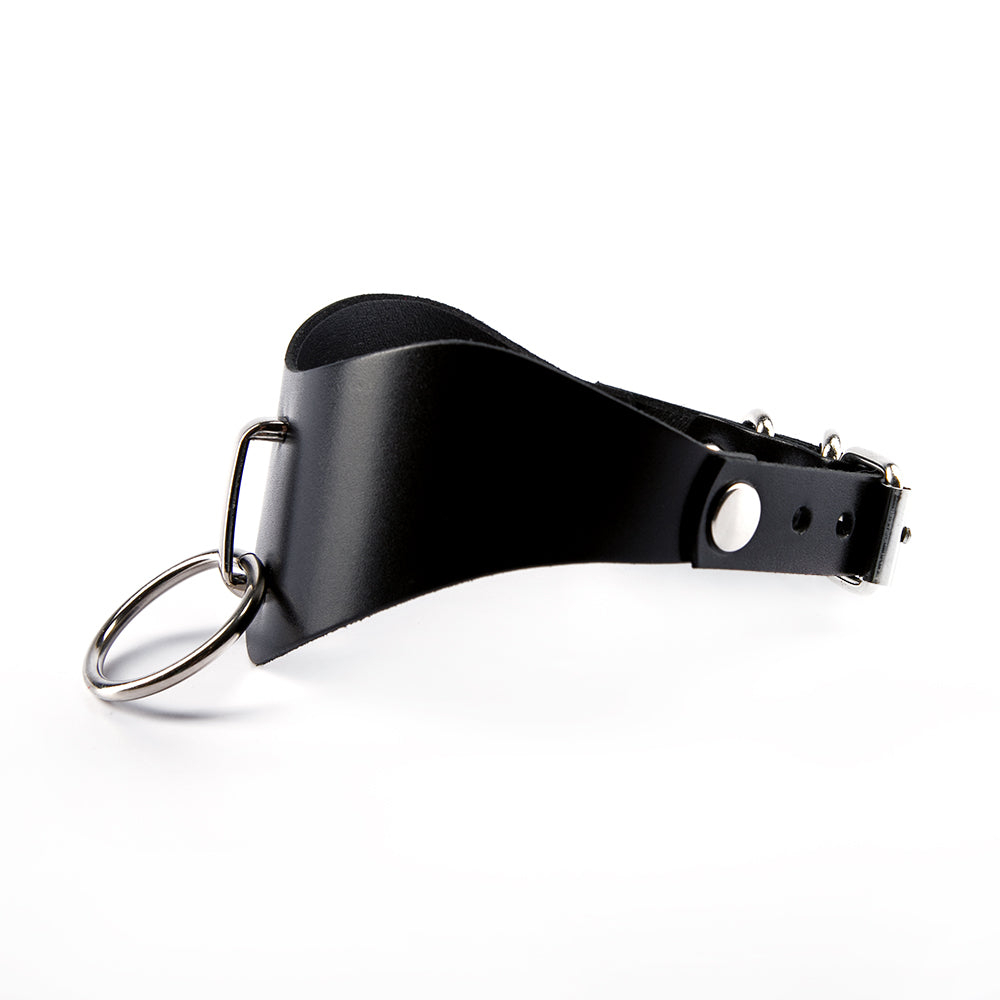 BDSM choker with O-ring 